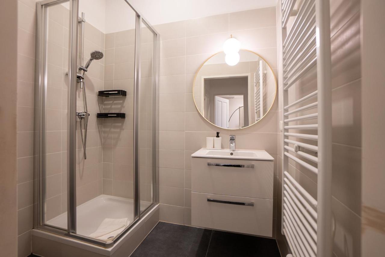 Stylish Apartment With Dedicated Working Space And Super King-Size Bed Located Between City Centre And Donau River เวียนนา ภายนอก รูปภาพ