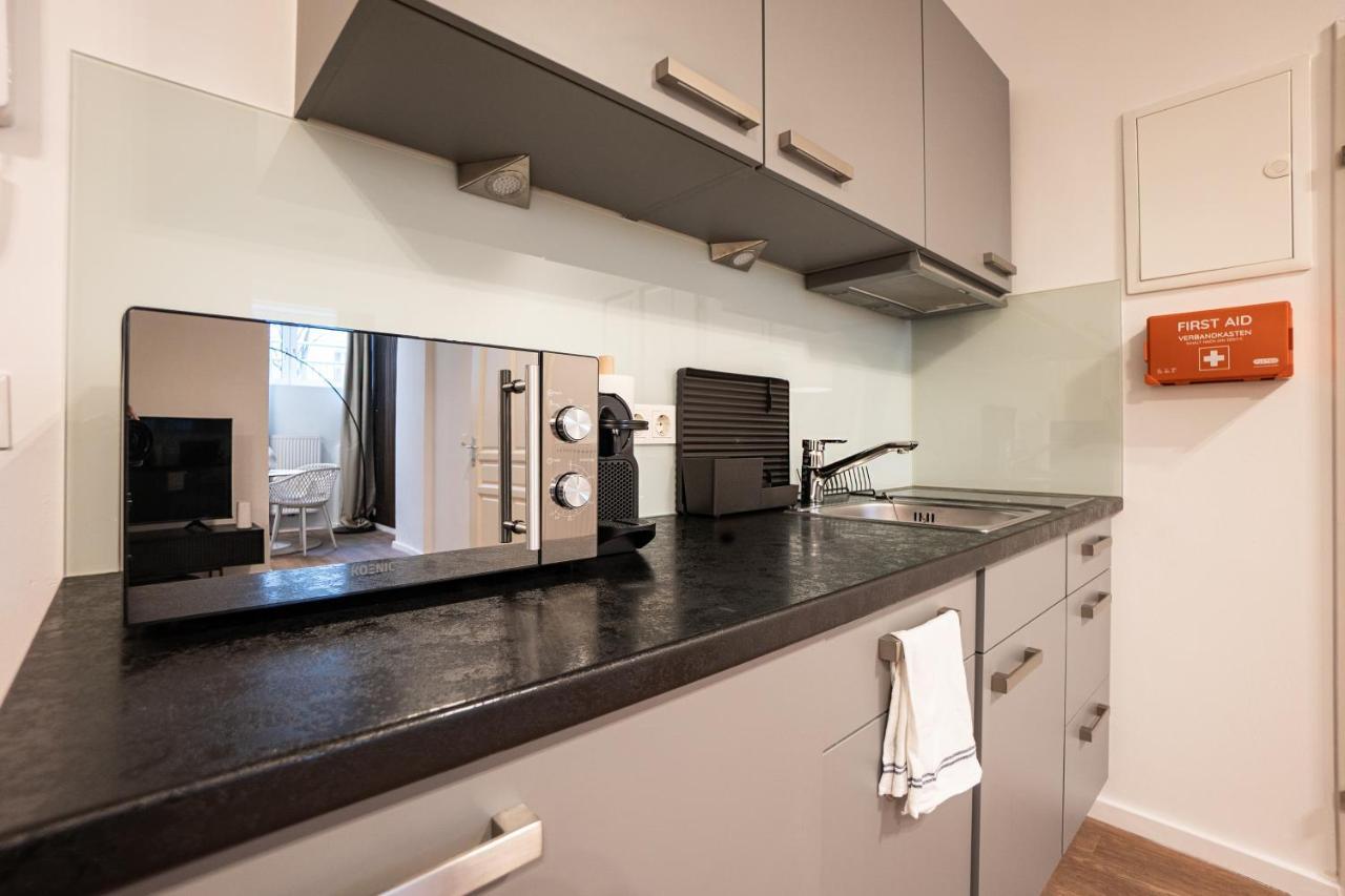 Stylish Apartment With Dedicated Working Space And Super King-Size Bed Located Between City Centre And Donau River เวียนนา ภายนอก รูปภาพ